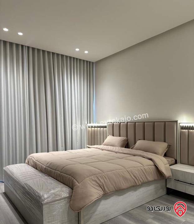 شقة مفروشة طابق أول مساحة 160م للايجار السنوي في عمان - دير غبار 