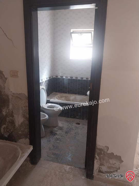 شقة طابق أرضي مساحة 120م داخلي و 150م خارجي للبيع في عمان - ضاحية الرشيد