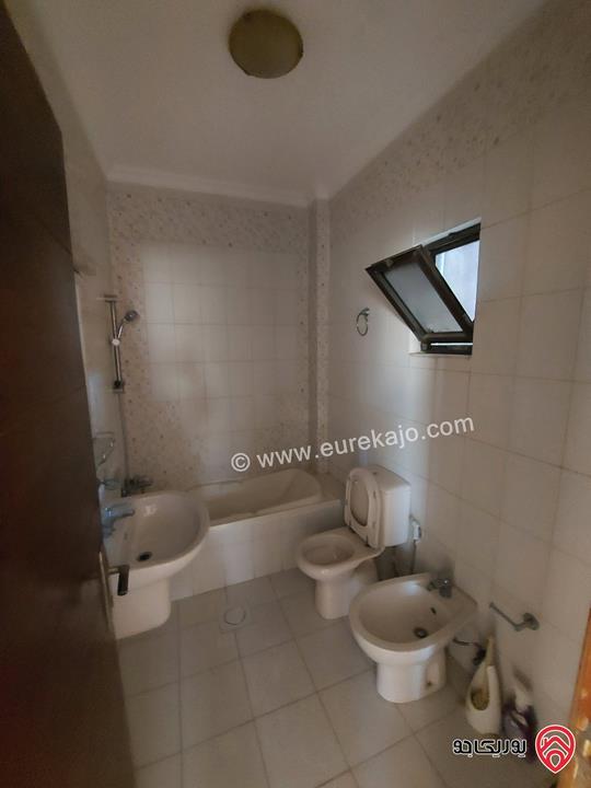 شقة طابق ثالث مساحة 175م للبيع في عمان - ضاحية الرشيد