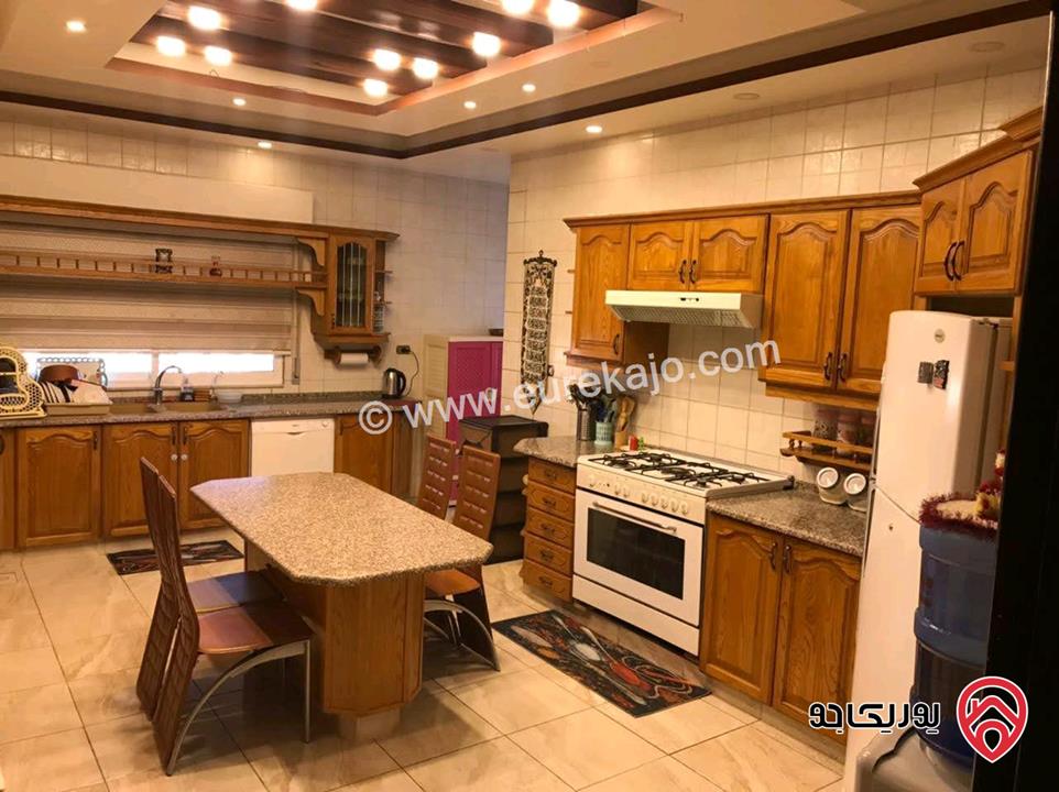 شقتين فارغتان طابقيات مساحة 310م للايجار في عمان - مرج الحمام