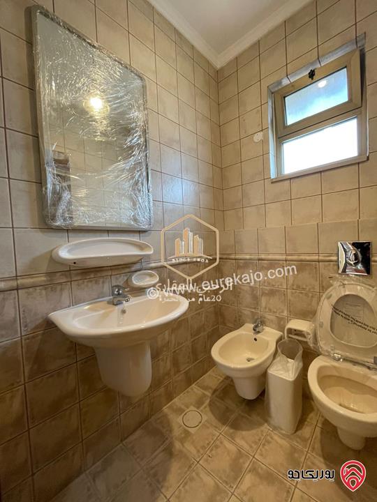 شقة سوبر ديلوكس مفروشة مساحة 175م للايجار في عمان - عبدون