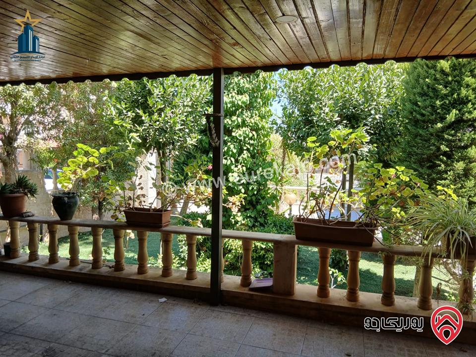فيلا فاخرة مساحة 670م على أرض 1 دونم للبيع في عمان - ضاحية الرشيد
