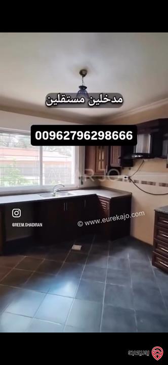 شقة ارضية مساحتها الكلية 160م للبيع في عمان - ضاحية الرشيد 