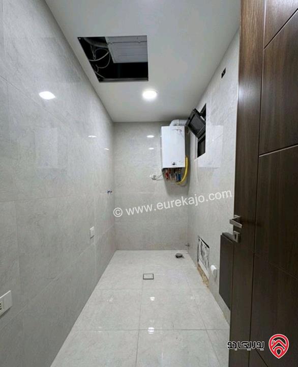 شقة شبه أرضية مساحة 200م للايجار في عمان - دابوق 