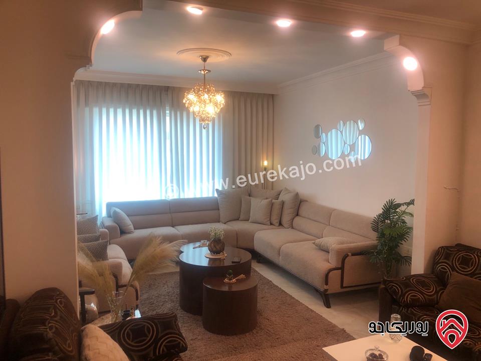 شقة طابق ثالث مساحة 120م للبيع في عمان - النصر حي عدن