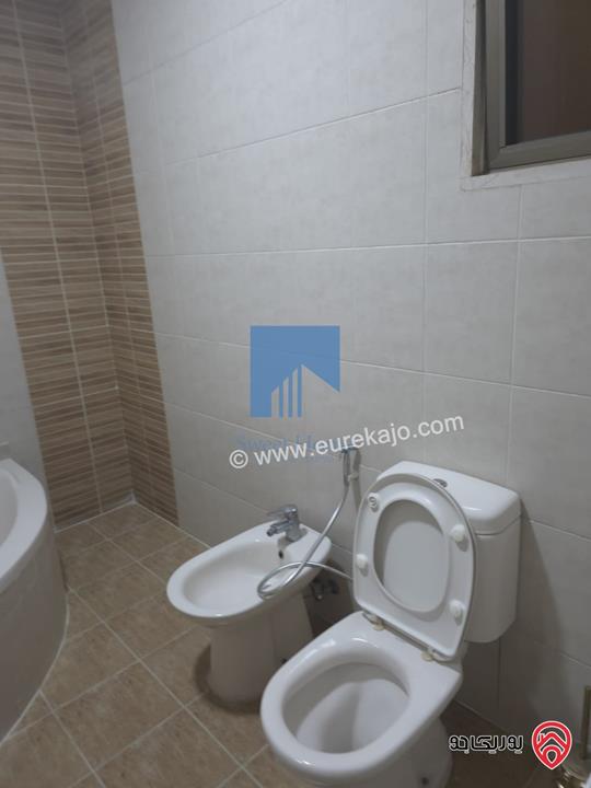 شقة مميزة للبيع في عمان - خلدا قرب الموفنبيك ومطعم ورد طابق ثاني 212م بسعر مغري