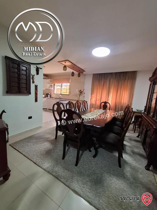 شقة شبه ارضي مفروشة للايجار في عمان - ام السماق مساحة 170م مع ترس وحديقة 150م تشطيبات سوبر ديلوكس بسعر مميز