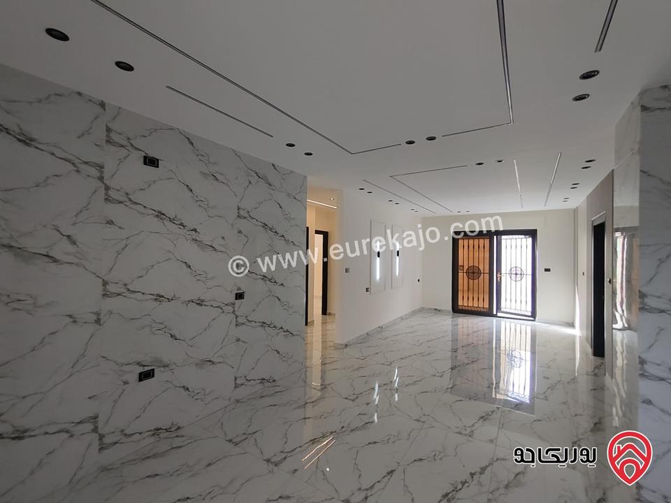 شقق عدد 8 مساحة 165م للبيع في عمان - طبربور 