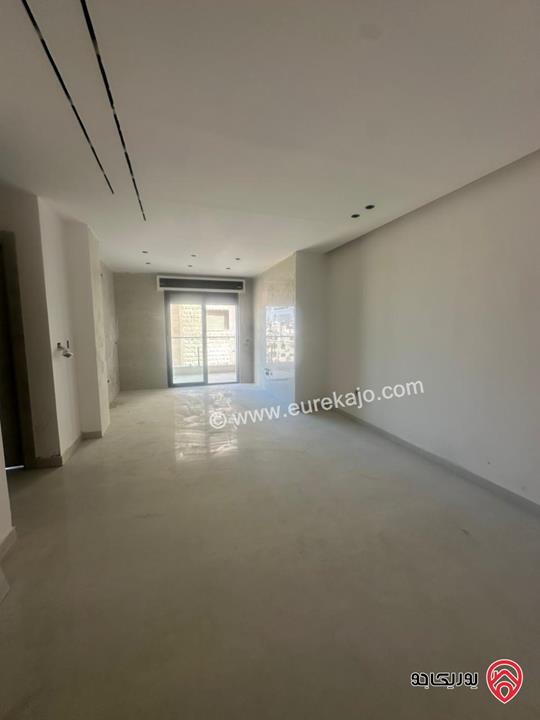 شقة مساحة 100م طابق أول للبيع في عمان - البنيات قرب مدارس الحصاد