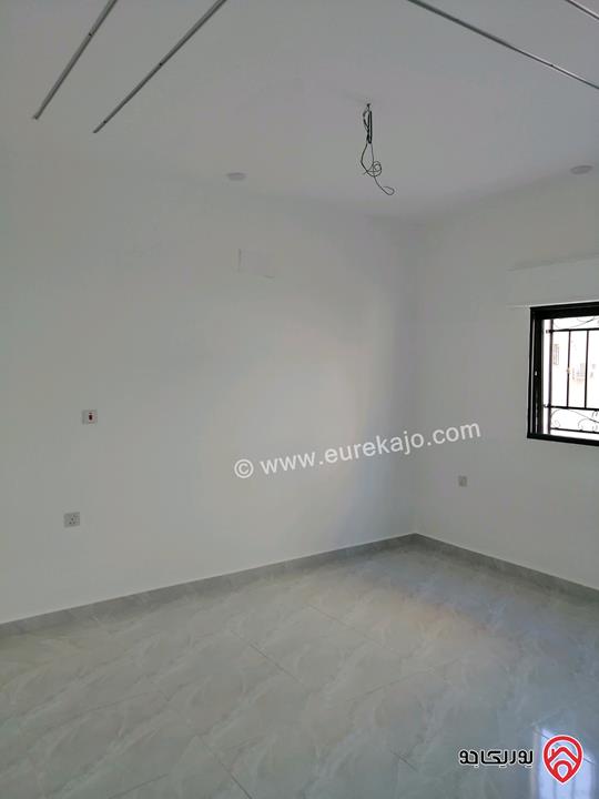 شقة طابق أرضي مساحة 110م للبيع في العقبة - منطقة التاسعة أهالي