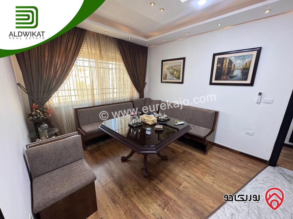 شقة مفروشة للبيع او للايجار في عمان - الصويفية طابق ثالث مساحة 160م ومساحة الترس 10م موقع مميز