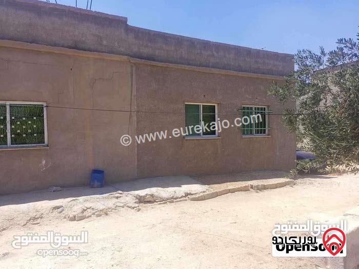 منزل مستقل مساحة 160م على أرض 1050م للبيع في محافظة المفرق - الباعج