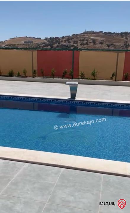 مزرعة مساحة الأرض 6200م وبناء 250م للبيع في الزرقاء - منطقة صروت حوض الدربيات