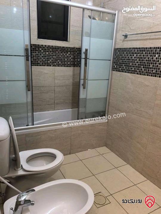 شقة فارغة مساحة 160م طابق ثالث للايجار في عمان - خلدا 