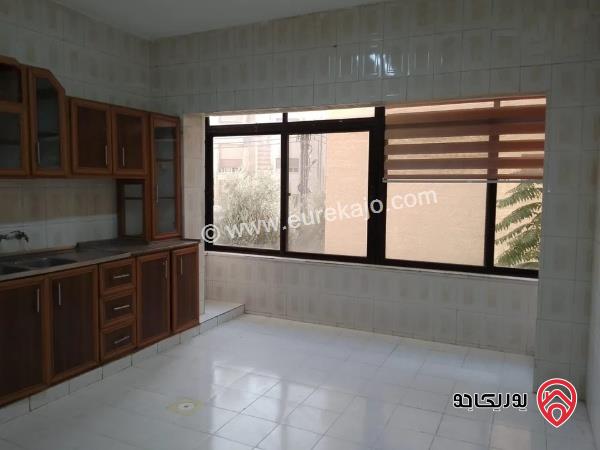 شقة فارغة 180م طابق أول للايجار في عمان - الشميساني 