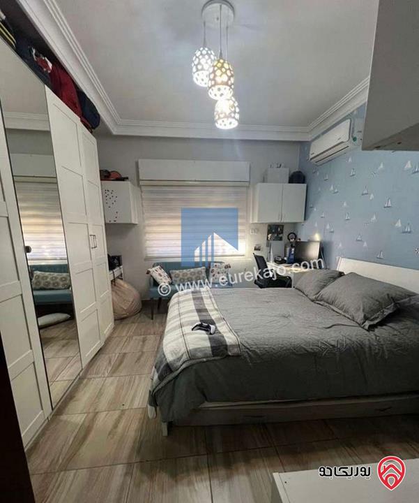 شقة أرضية فاخرة للبيع في عمان - الكرسي قرب المخابرات 180م مع ترسات 70م بسعر مغري