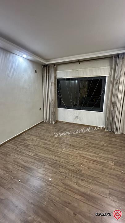 شقة مساحة 210م طابق ثالث للبيع في عمان - طبربور بجانب الجامعة العربية المفتوحة الخزنة