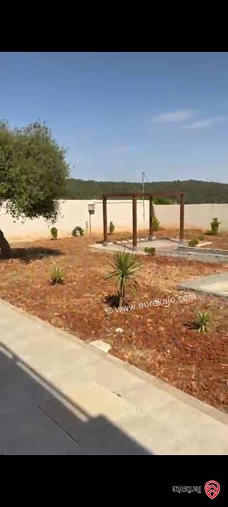 مزرعة مساحة الأرض 1066م والبناء 150م للبيع في عجلون أجمل مناطق عنجرة – حوض أم جلود