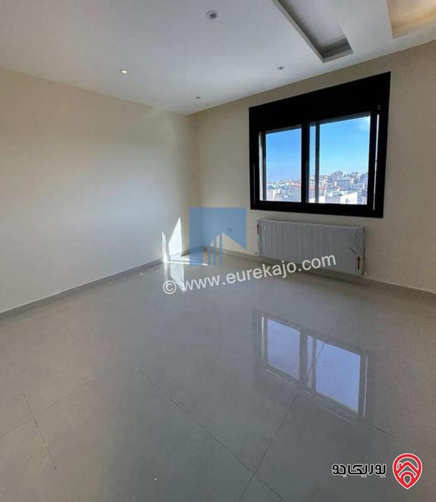 شقة فاخرة للبيع في عمان - تلاع العلي خلف طواحين الهوا طابق ثالث 180م مع روف دوبلكس 110م لم تسكن