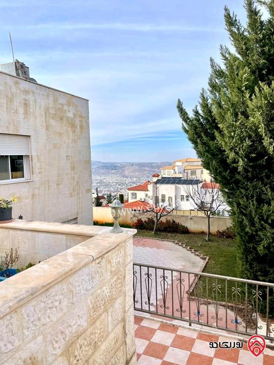 فيلا مساحة 500م على أرض 1157م للبيع في عمان - الجبيهة