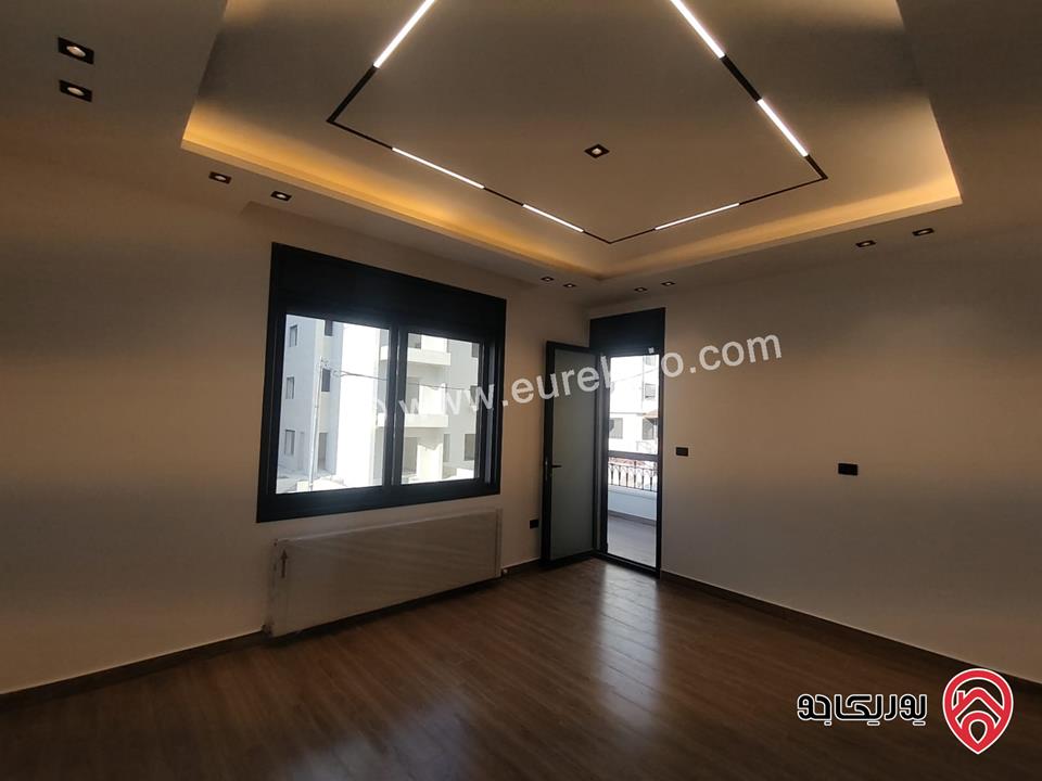 شقق حديثة 215 متر للبيع في عمان - حي الصحابة رجم عميش  