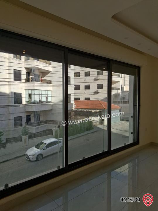 شقة جديدة طابق أول مساحة 175م للبيع في عمان - الرابية