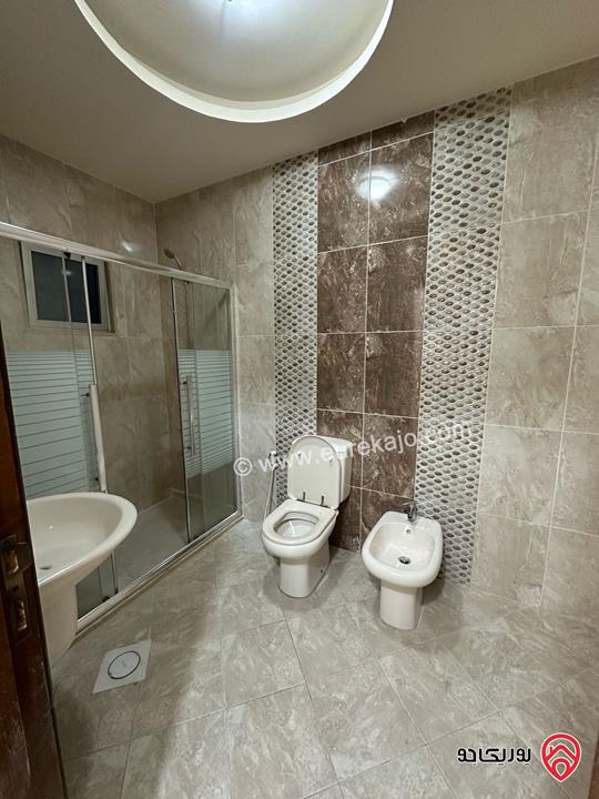 شقة شبه ارضية مساحة 165م للايجار في عمان - عرقوب خلدا 