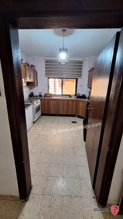 شقة شبه ارضي مساحة 130م داخلي و 30م خارجي للبيع في عمان - ضاحية الأمير حسن