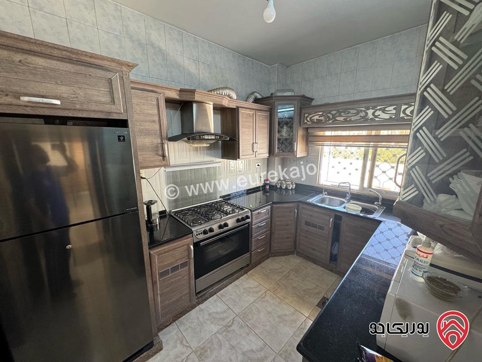 منزل مساحة 230م على أرض 450م للبيع في الزرقاء/الزواهرة – بالقرب من مسجد المصطفى ومسجد الفلاح