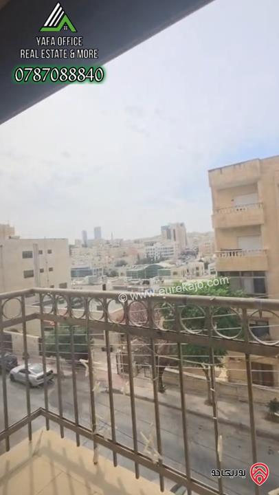 شقة طابق ثاني مساحة 176م للبيع في عمان - الشميساني