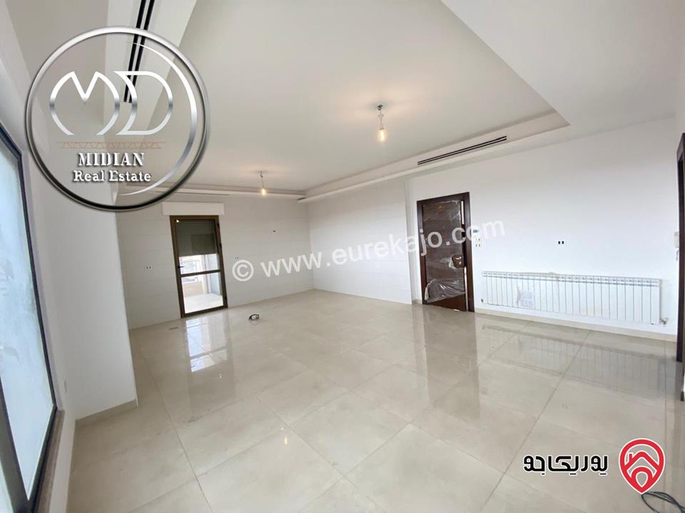 شقة جديدة للبيع في عمان - خلدا العوجانية طابق ثالث مع روف مساحة 225م تشطيبات و ديكورات سوبر ديلوكس اطلالة رائعة