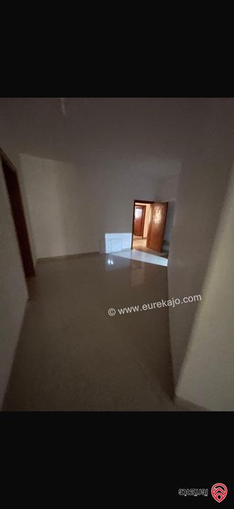 مزرعة مساحة الأرض 10 دونم والبناء 500م للبيع في عمان - منطقة وادي السير البصة ام الخنازير 