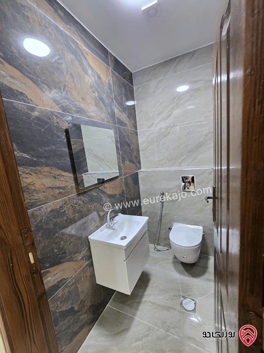 شقة مساحة 100م طابق ثالث للبيع في عمان - الجاردنز 