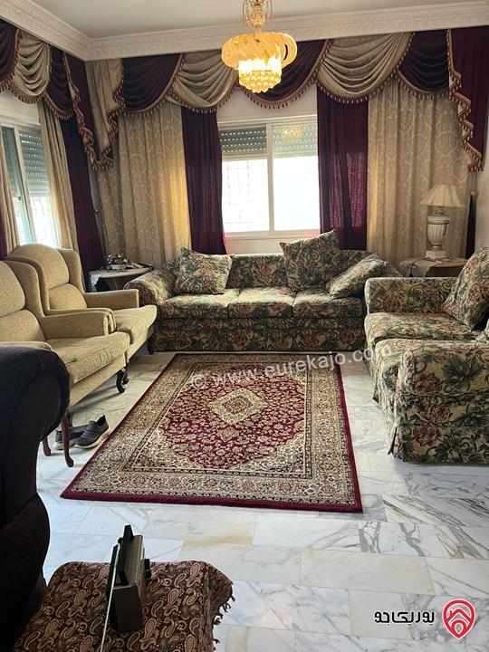 شقة مفروشة مساحة 210م طابق أول للايجار في عمان - ضاحية الرشيد