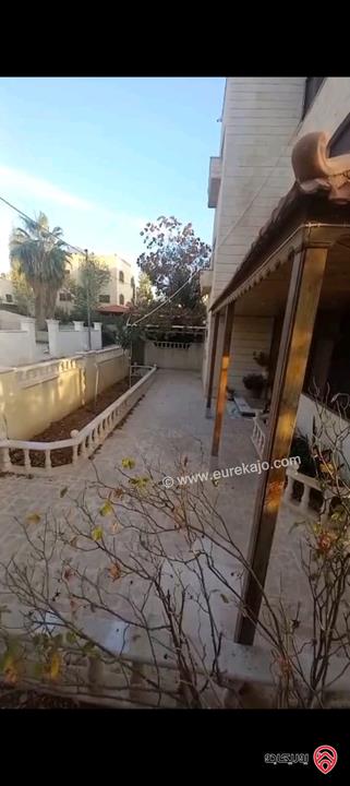 بيت مساحة 460م على أرض 1700م للبيع في عمان - منطقة المقابلين 