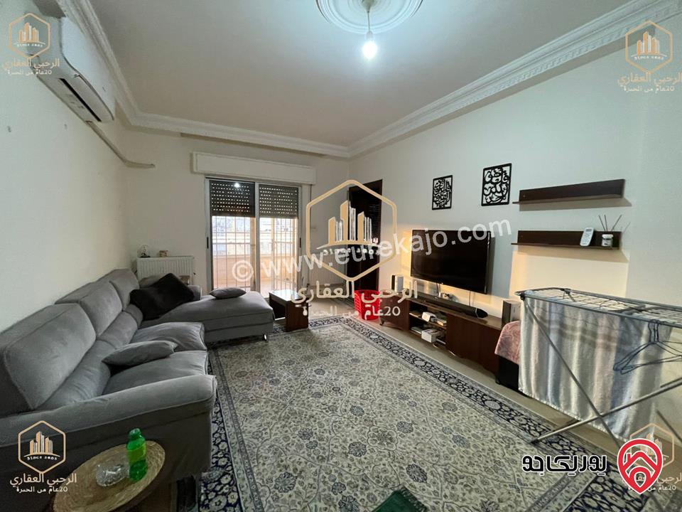 شقة فارغة مساحة 140م طابق ثالث للايجار في عمان - أم السماق