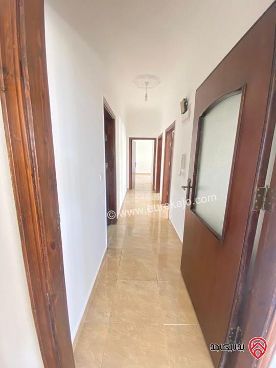 شقة طابق ثالث مساحة 156م للايجار في عمان - البيادر 