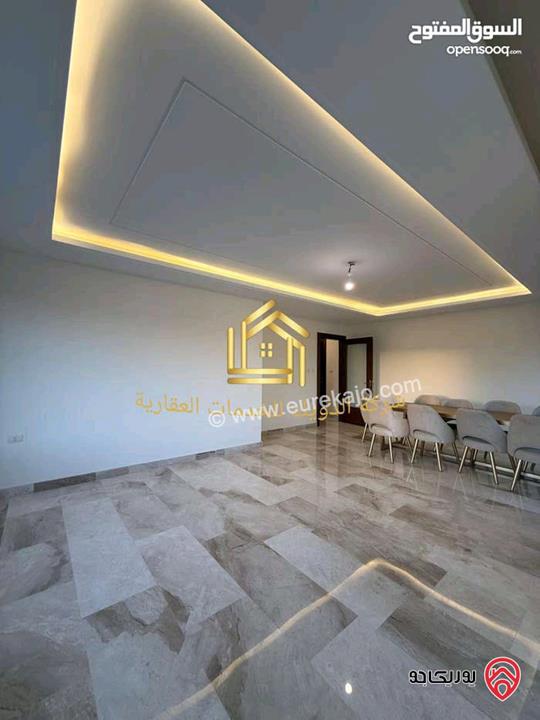 شقة جديدة دوبلكس ثالث مع روف مساحة 250م للإيجار في عمان - ضاحية النخيل 