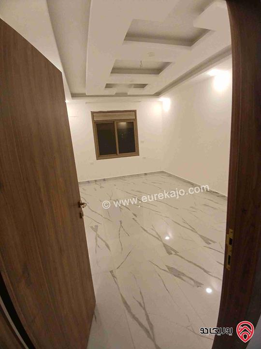 شقة سوبر ديلوكس مساحة 160م للايجار في اربد قرب كمباوند الامعري