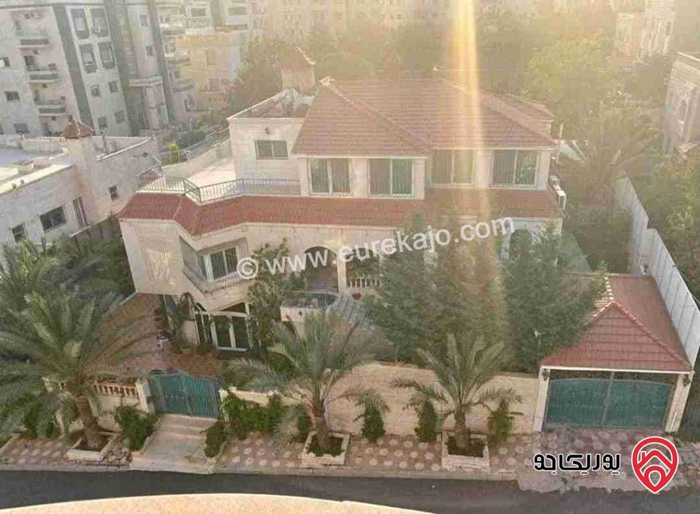 فيلا 3 طوابق مساحة 800م على أرض 800م للبيع في عمان - ضاحية الرشيد