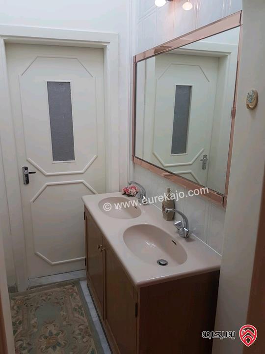 شقة مفروشة طابق اول مساحة 180م للايجار في عمان - الدوار الخامس 