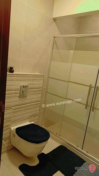 شقة ارضية مساحة 160م داخلي و 120م خارجي للبيع في عمان - مرج الحمام شارع الامير محمد