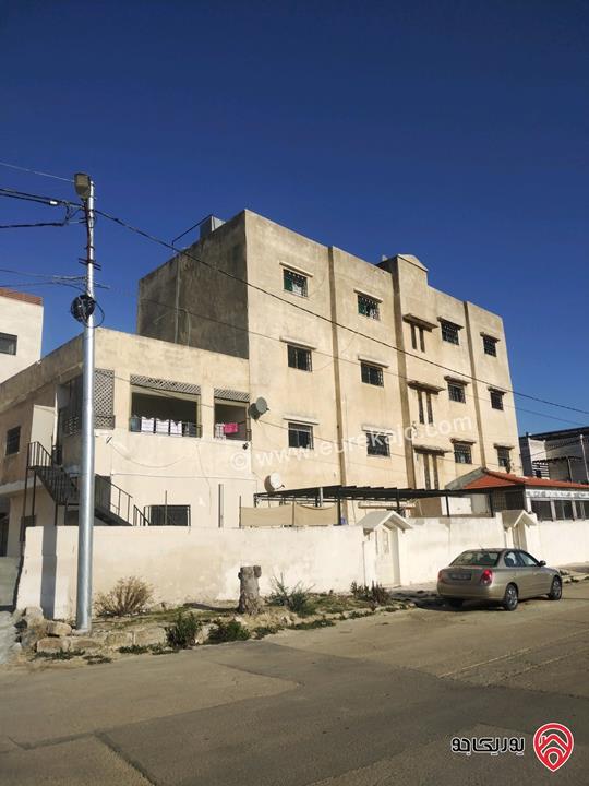 عمارة مكونة من 8 شقق مساحة الأرض 662 متر - عمر البناء 30 عام للبيع في عمان - حي الصحابة - دخلة عميش