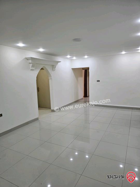 شقة طابق ثالث مساحة 110م للبيع في عمان - ضاحية الحاج حسن 