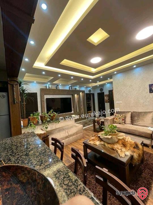 شقة فاخرة تستحق المشاهدة طابق أول مساحة 190م للبيع مفروشة في عمان - ضاحية النخيل