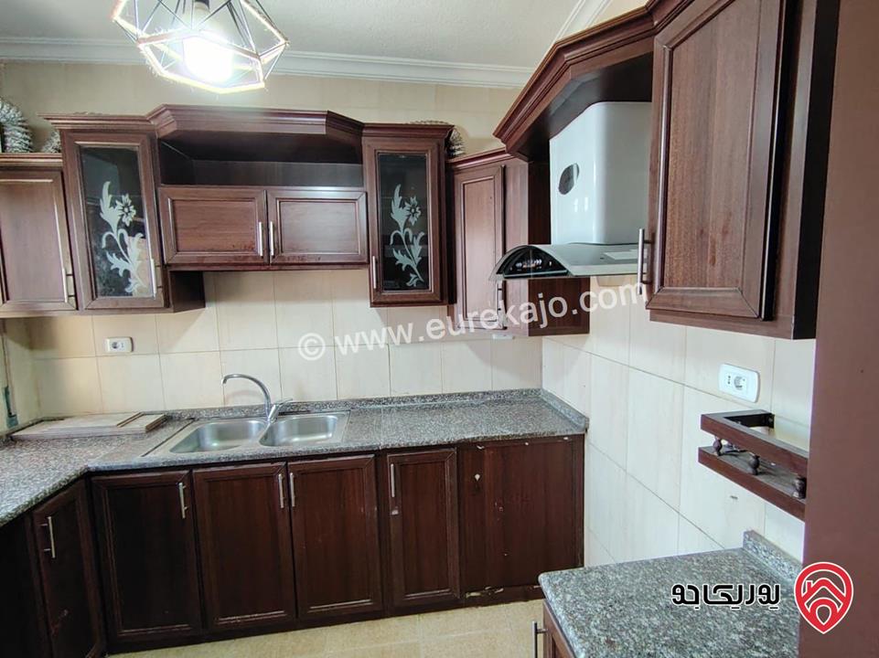 شقة مساحة 111م طابق أول للبيع في عمان - طبربور 