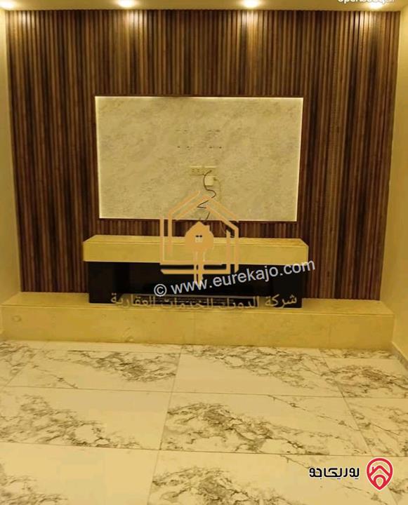 شقة جديدة لم تسكن طابق أول مساحة 185م للإيجار في عمان - طريق المطار 