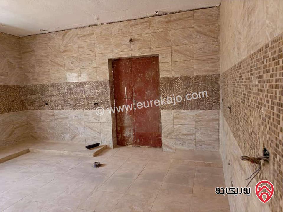 فيلا مميزة دوبلكس مساحة 620م على أرض 580م للبيع في عمان - منطقة ابو علندا 
