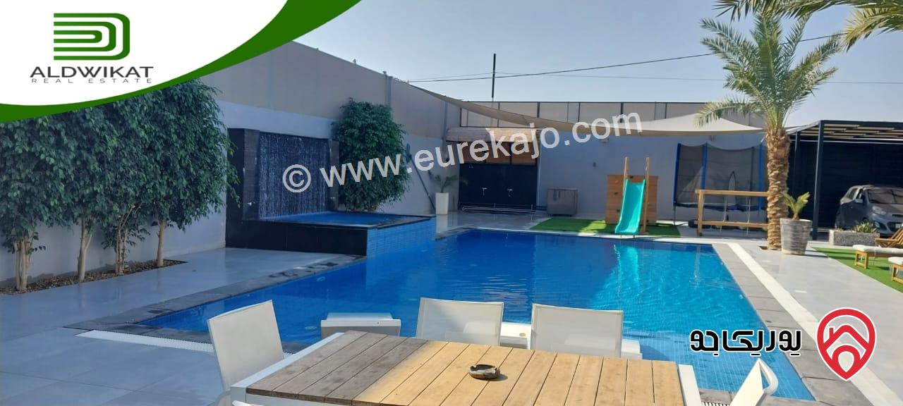 شالية للبيع في الغورمنتجع البحيرة البحر الميت مساحة البناء 200م ومساحة الارض 660م ومساحة الحديقة 300م