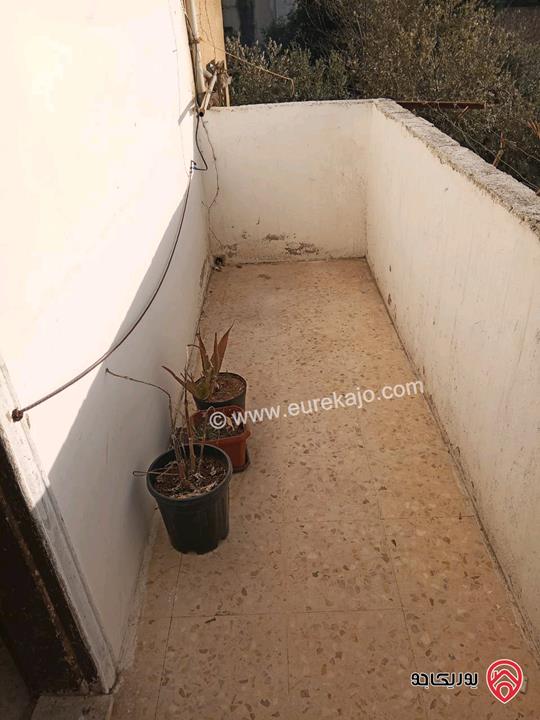 شقة طابق اول فني مساحة 129م للبيع في إربد حكما الحي السرقي